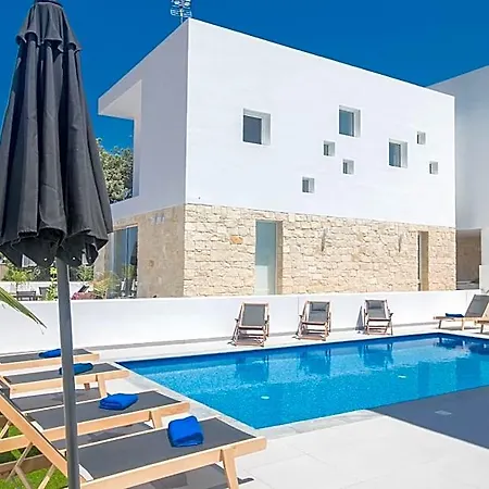 Vie Bleu Vb3 2* Protaras